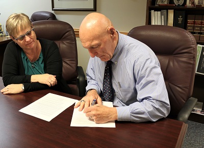 Ed Lavallee Signs Local State of Emergency for COVID-19