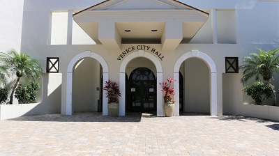 Front entrance to City Hall